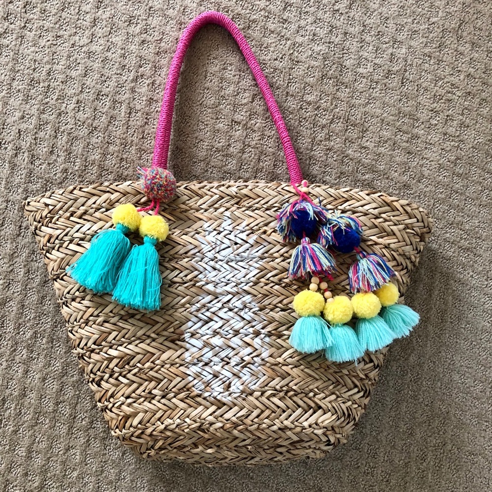 EUC Pineapple Straw Tote Bag - Express